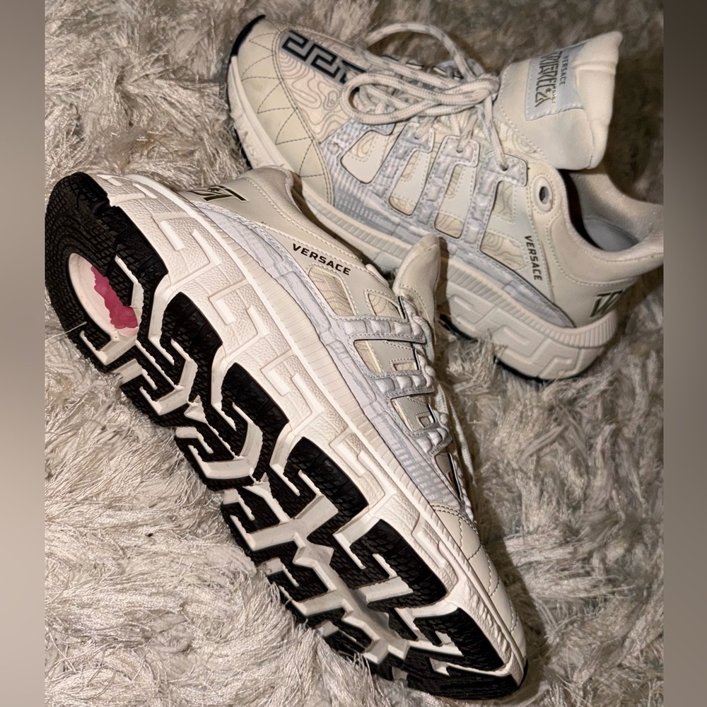 Versace Women’s Trigreca White Sneakers